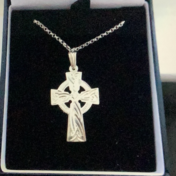 Celtic Cross Necklace - Picture 2 of 4